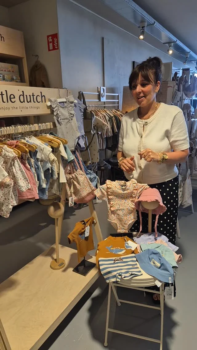 🌞💦klaar voor de zon💦🌞Voor de allerkleinste hebben we hele leuke zwemkleding van Little Dutch. Er is al veel weg, dus wacht niet te lang!#littledutch #babycollectie #kraamcadeau #latidoheeze