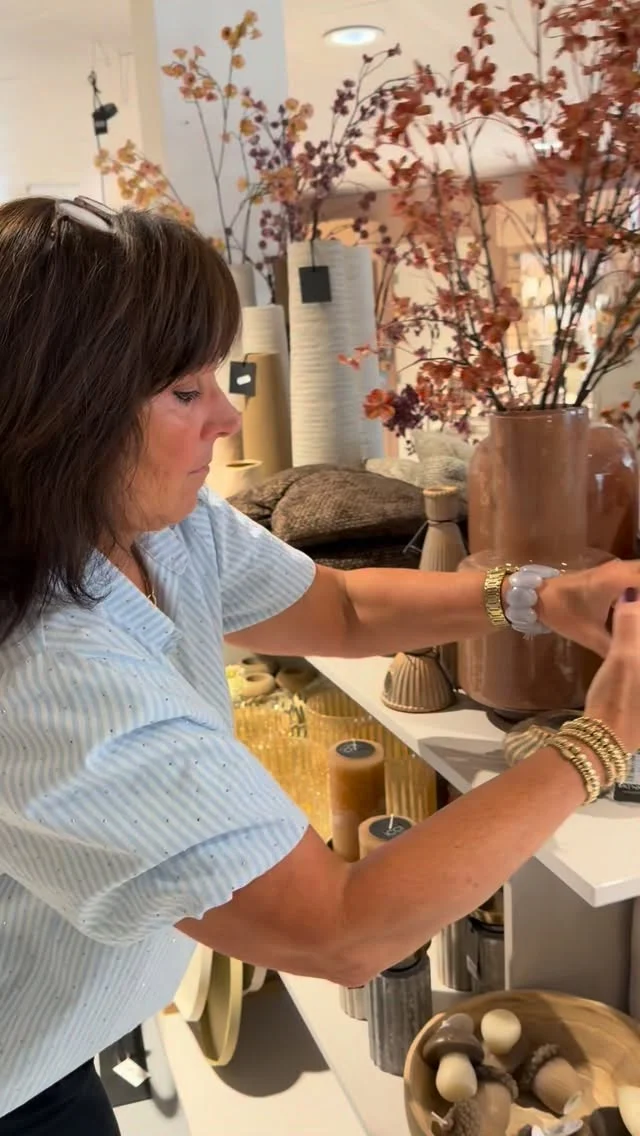 Let’s get cozy 🍂 We maken alle hoekjes in onze winkel helemaal klaar voor de herfst. Warme kleuren, zachte materialen en fijne accessoires: kom gezellig inspiratie opdoen bij Latido in Heeze!

#LatidoHeeze #HerfstInterieur #Wooninspiratie ✨